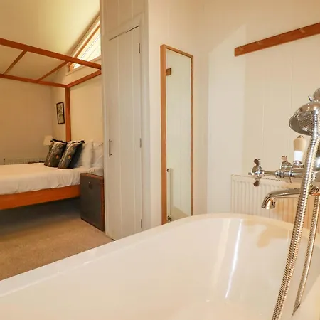 Holiday home 4 Stonerush Valley Looe